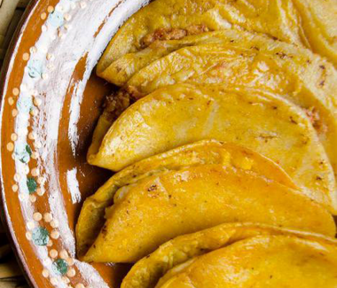 platillo above 380x325